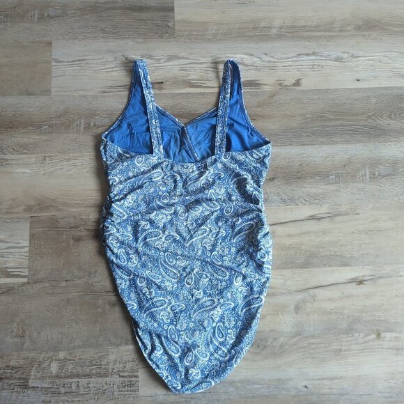 Lole One Piece Swimsuit - Picture 5 of 6